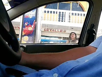 श्यामला सह मोठ्या स्तन हँडजॉब माझे डिक