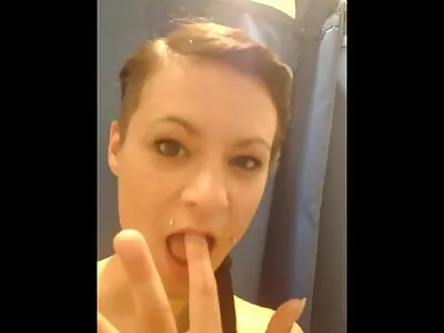 एक गोरा सह समुद्रकिनार्यावर blowjob आणि सेक्स