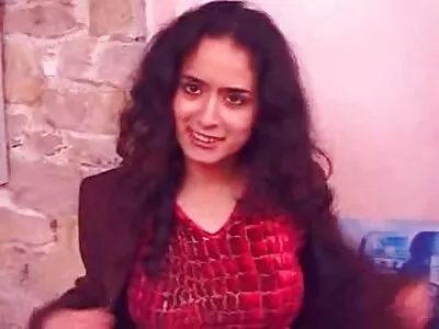 Busty महिला माझ्या लंड वर उडी मारत आहे