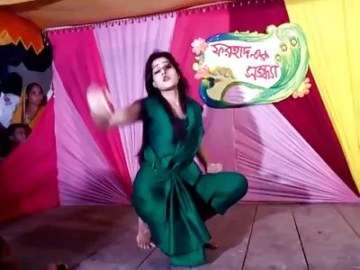 तिची पुच्ची सर्वोत्तम भेट आहे