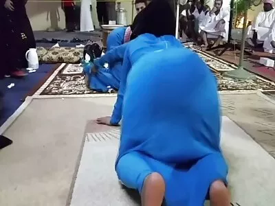 बायको मागून घेऊन