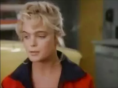 केसाळ पुच्ची सह जपानी बेब creampied